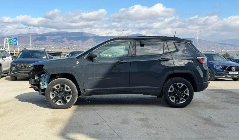 
								JEEP COMPASS full									