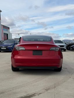 
										TESLA MODEL 3 full									