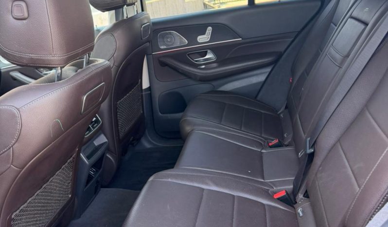 
								Mercedes-Benz GLE-Class full									