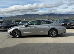 
										2021 Hyundai Sonata Hybrid full									