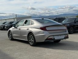 
										2021 Hyundai Sonata Hybrid full									
