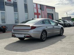 
										2021 Hyundai Sonata Hybrid full									