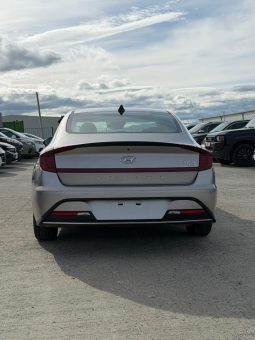 
										2021 Hyundai Sonata Hybrid full									