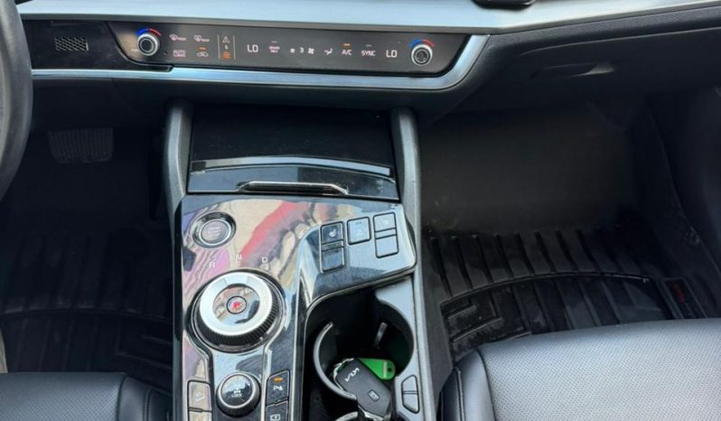 
								Kia Sportage full									