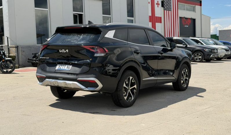 
								Kia Sportage full									