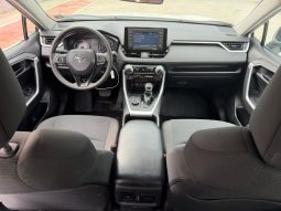 
										TOYOTA RAV4 full									