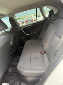 
										TOYOTA RAV4 full									