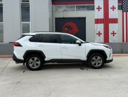 
										TOYOTA RAV4 full									