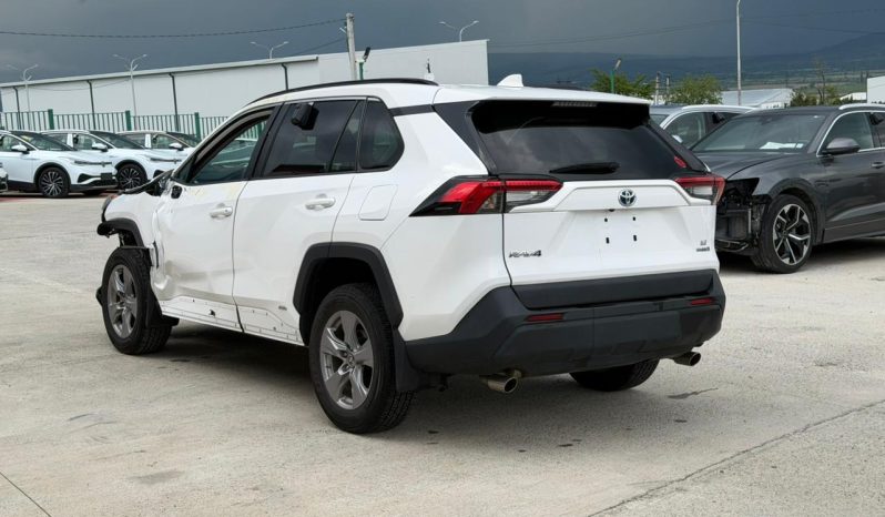 
								TOYOTA RAV4 full									