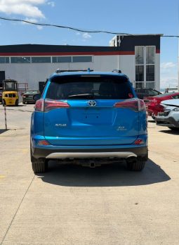 
										Toyota RAV4 full									