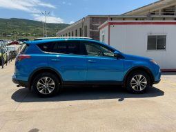 
										Toyota RAV4 full									