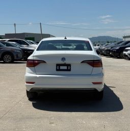 
										VOLKSWAGEN JETTA full									