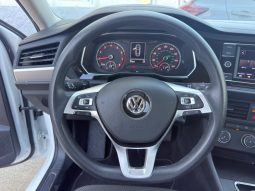 
										VOLKSWAGEN JETTA full									