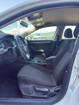 
										VOLKSWAGEN JETTA full									