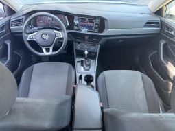 
										VOLKSWAGEN JETTA full									