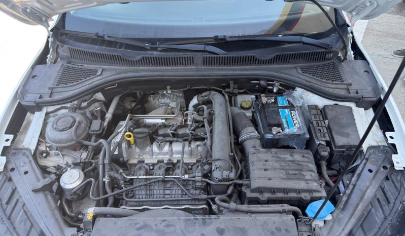 
								VOLKSWAGEN JETTA full									