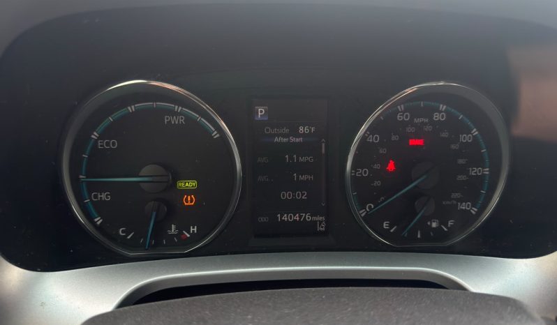 
								TOYOTA RAV4 full									