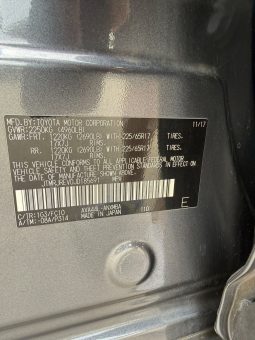 
										TOYOTA RAV4 full									