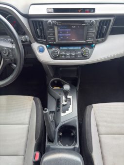 
										TOYOTA RAV4 full									