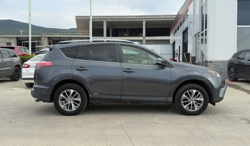 
								TOYOTA RAV4 full									