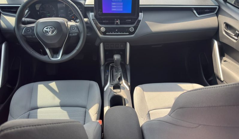 
								Toyota Corolla full									