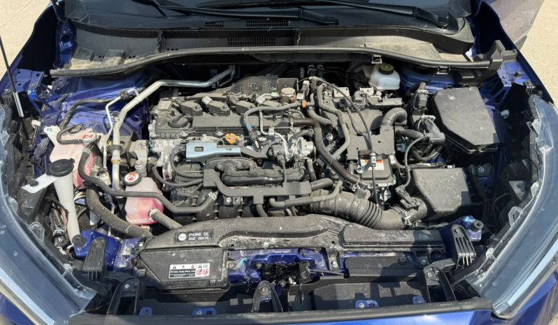 
								Toyota Corolla full									