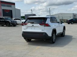 
										TOYOTA RAV4 full									