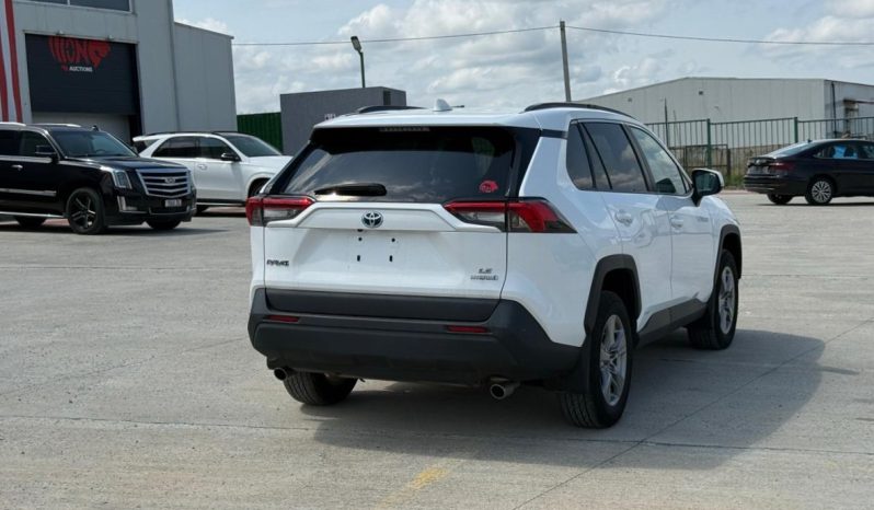 
								TOYOTA RAV4 full									
