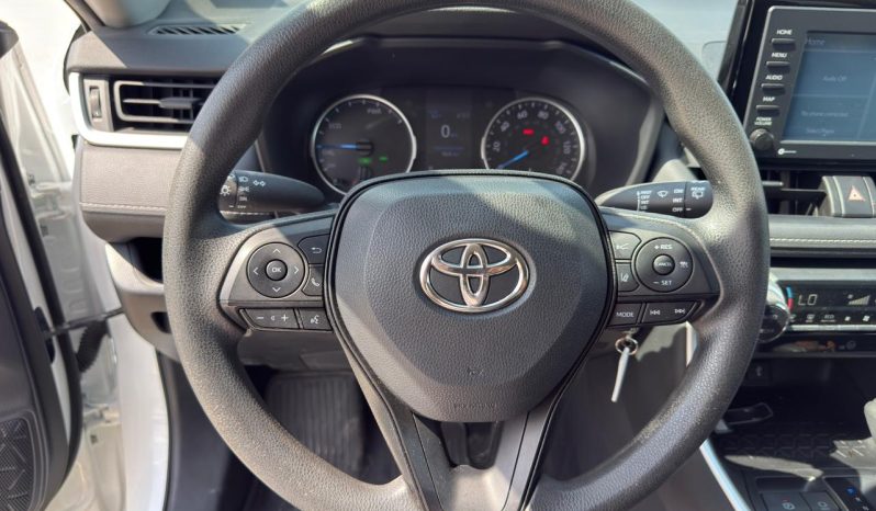 
								TOYOTA RAV4 full									