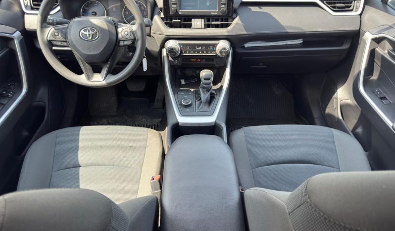 
								TOYOTA RAV4 full									