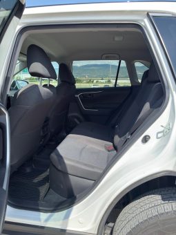 
										TOYOTA RAV4 full									
