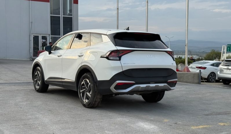 
								Kia Sportage full									