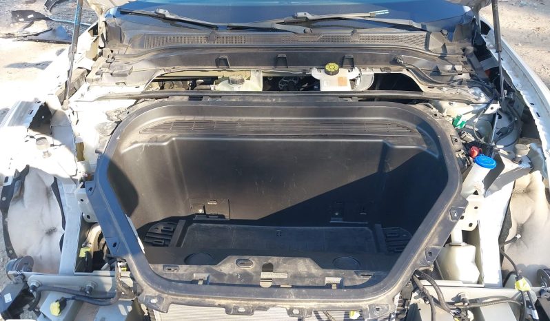 
								2022 Ford Mustang Mach-E full									