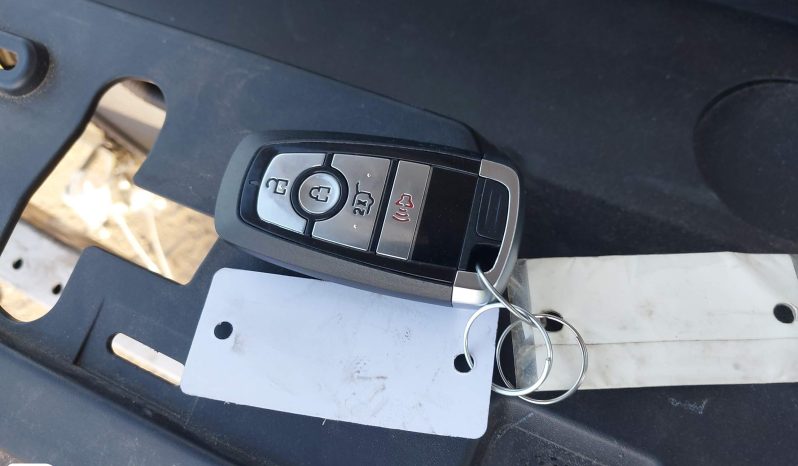 
								2022 Ford Mustang Mach-E full									