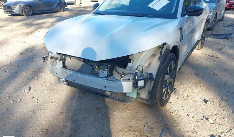 
								2022 Ford Mustang Mach-E full									