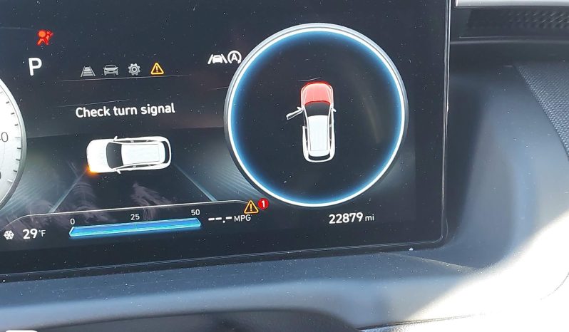 
								2022 Hyundai Tucson full									