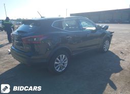 
										Nissan Rogue full									