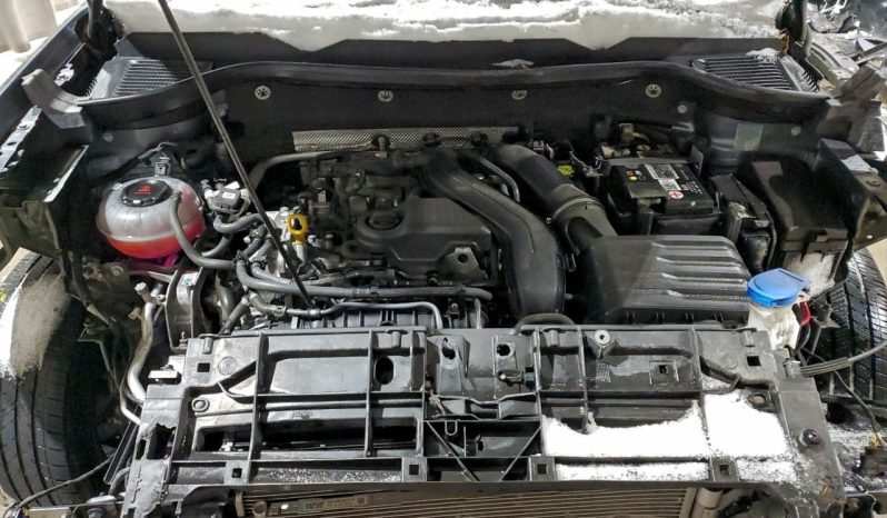 
								Volkswagen Taos full									