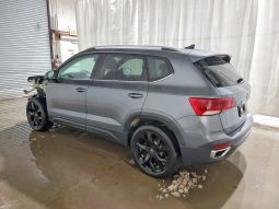 
										Volkswagen Taos full									