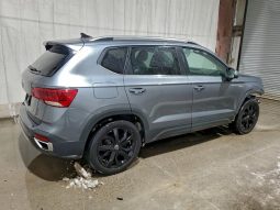 
										Volkswagen Taos full									