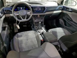 
										Volkswagen Taos full									