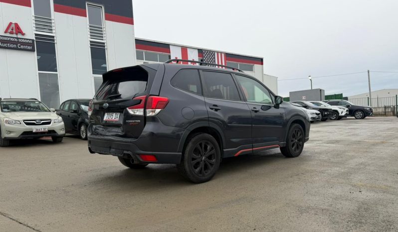 
								Subaru Forester full									