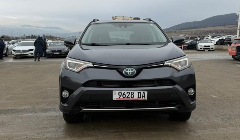 
								Toyota RAV4 full									
