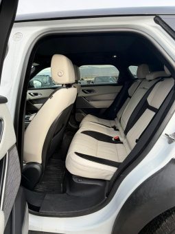 
										Range Rover Velar full									