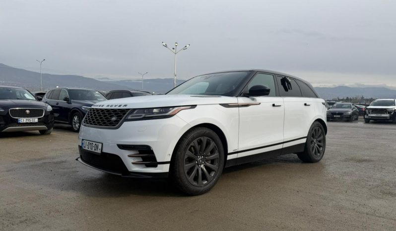 
								Range Rover Velar full									