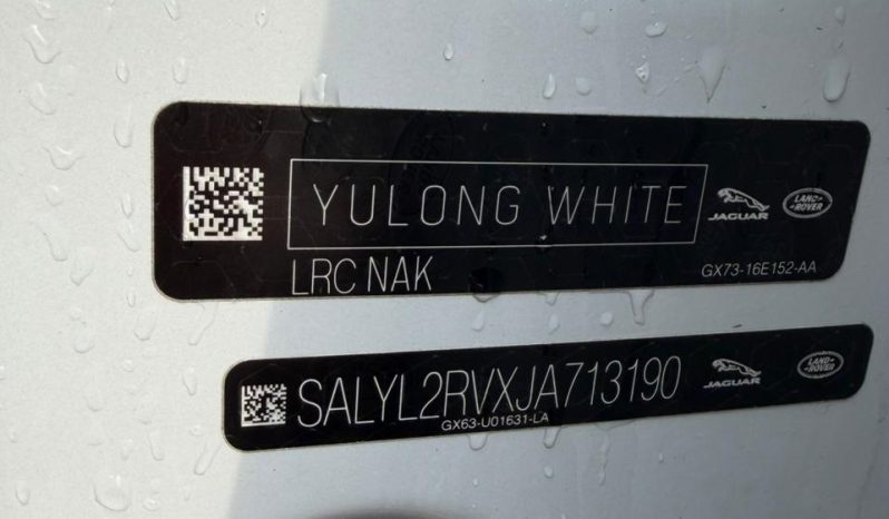 
								Range Rover Velar full									