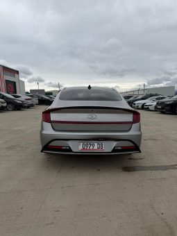 
										Hyundai Sonata full									