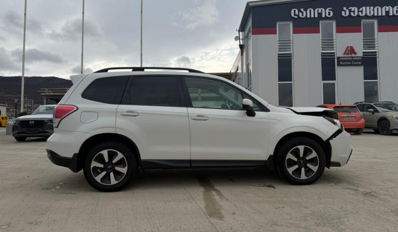 
								Subaru Forester full									