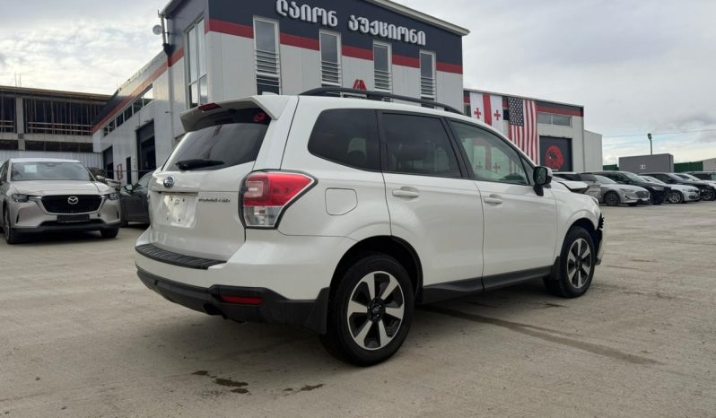 
								Subaru Forester full									