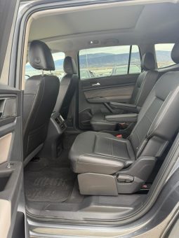 
										Volkswagen Atlas full									